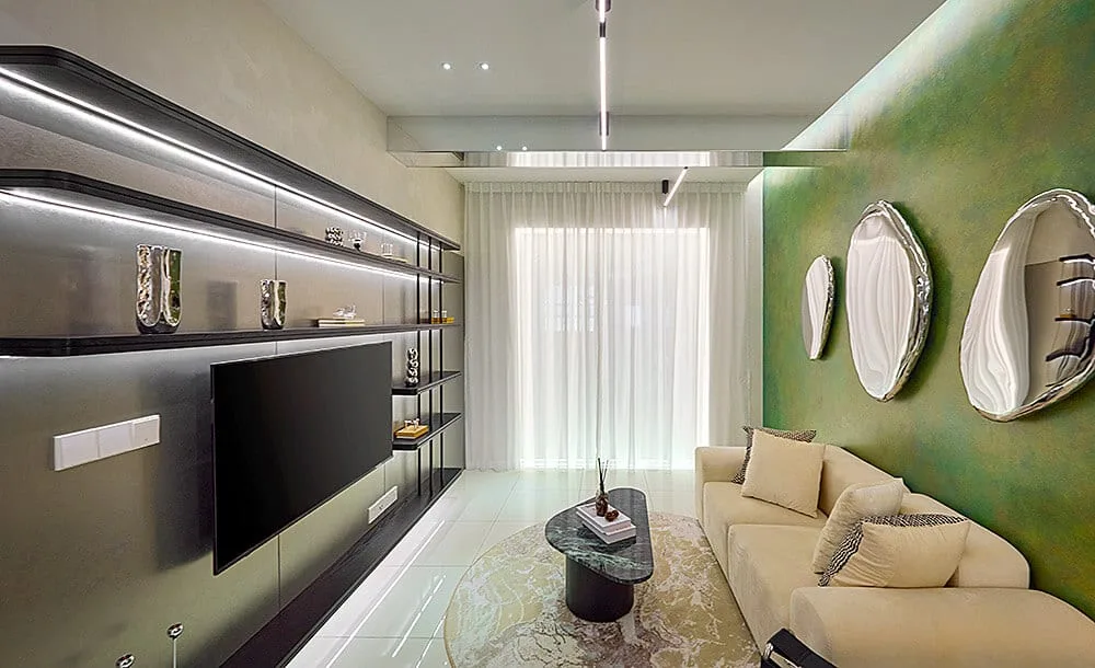 Type A show unit living room, 556 sq ft, M Aurora